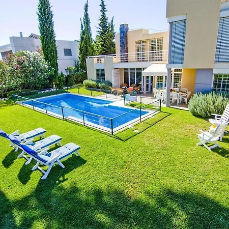 Lake View Villa Quarteira